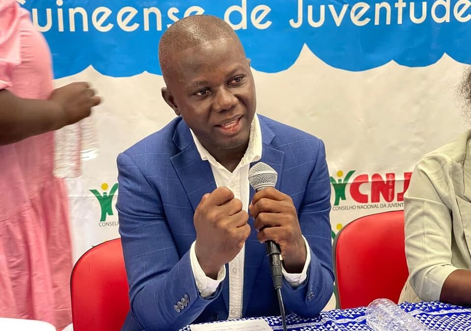 Juventude Partidária em Diálogo no Colóquio sobre os 30 Anos da Democracia na Guiné-Bissau